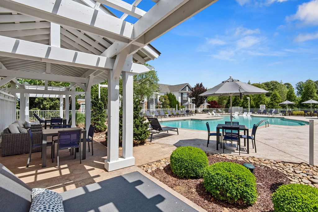 the enclave at homecoming terra vista swimming pool