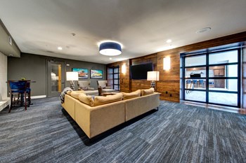 Bell Lakeshore Clubhouse interior - Photo Gallery 7