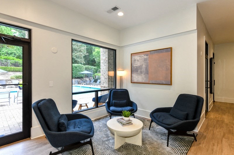 BellPerimeterCenter_LeasingOffice