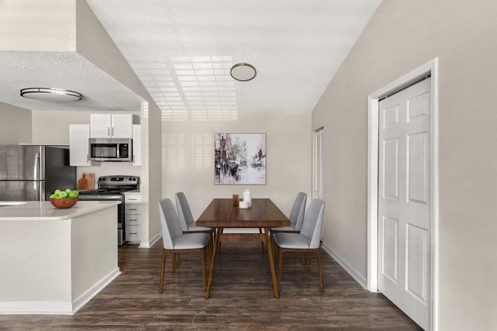 BellPrestonReserve_2B2B Dining Area