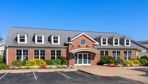 Bell Watertown Leasing Office