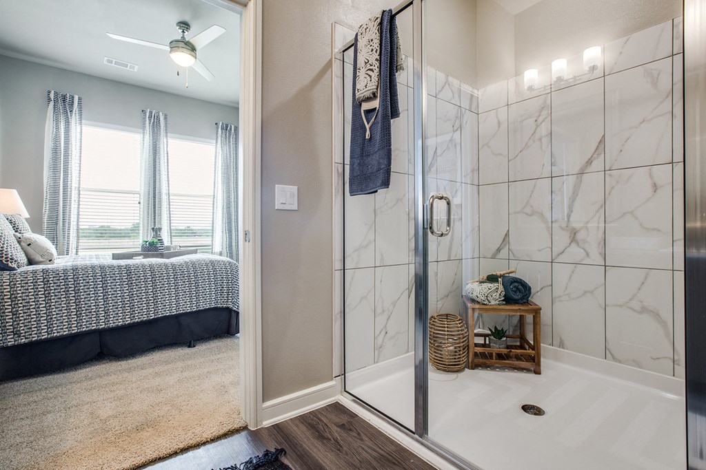 Boardwalk at Mercer Crossing Bathroom