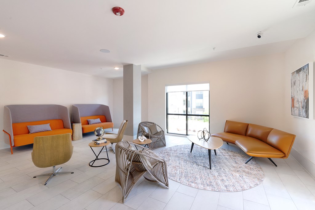 Brea Wendell Falls Lounge Seating