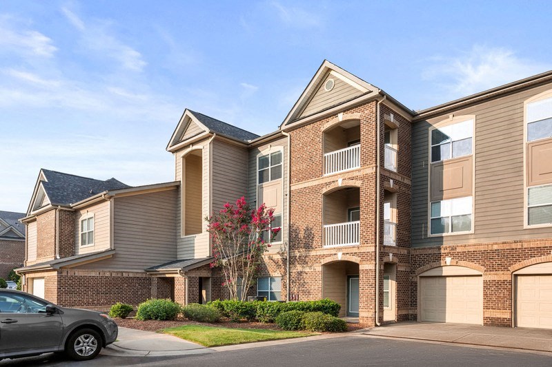 CarringtonatPerimeterPark_Exterior