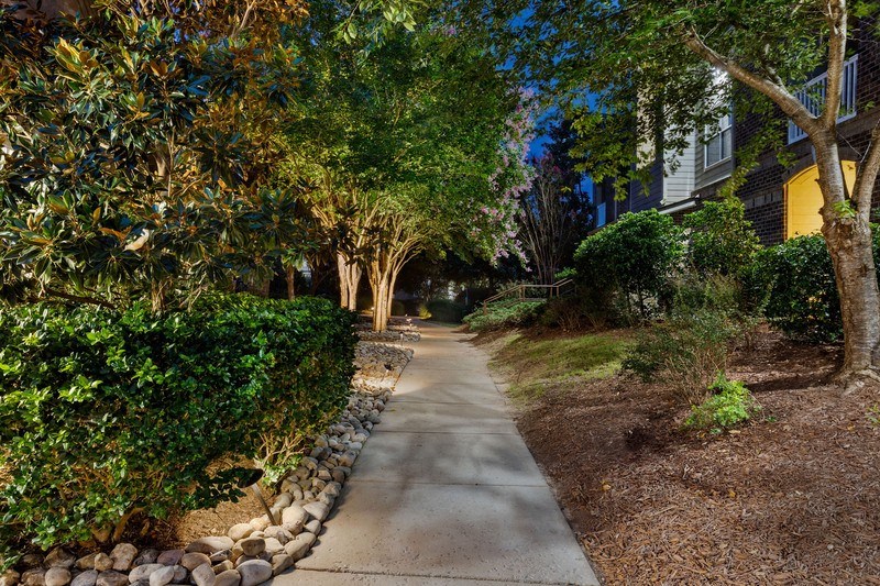 CarringtonatPerimeterPark_Exterior