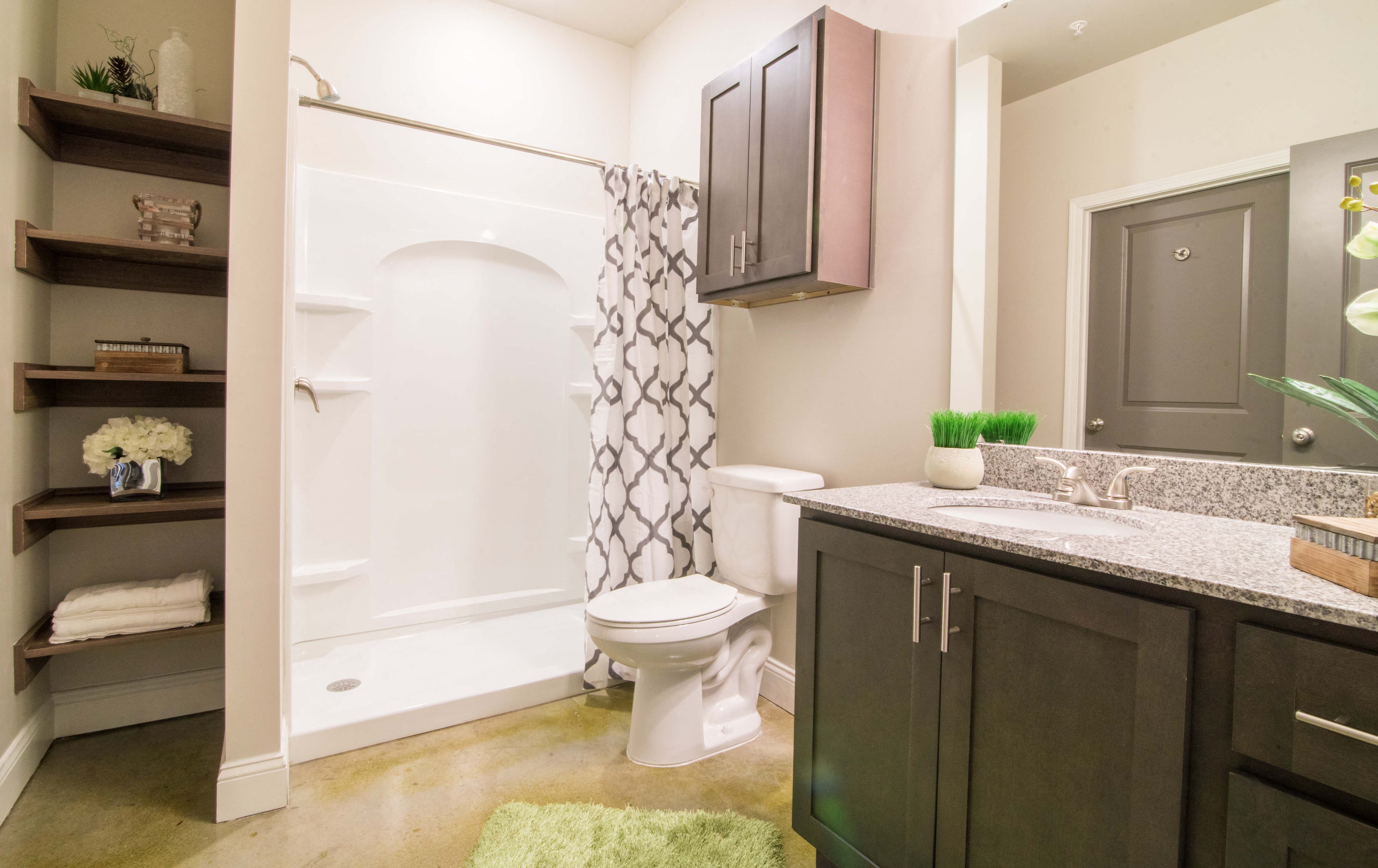 Comet Westgate Bathroom