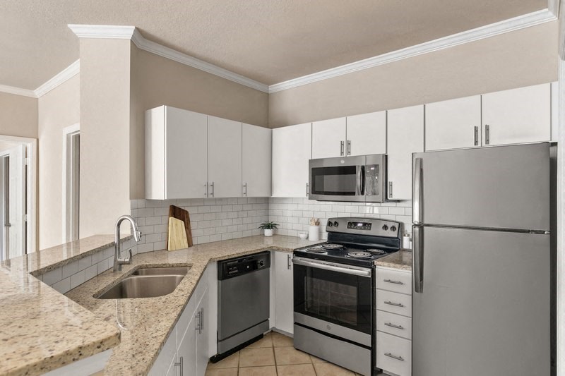 CourtneyMeadows_Model