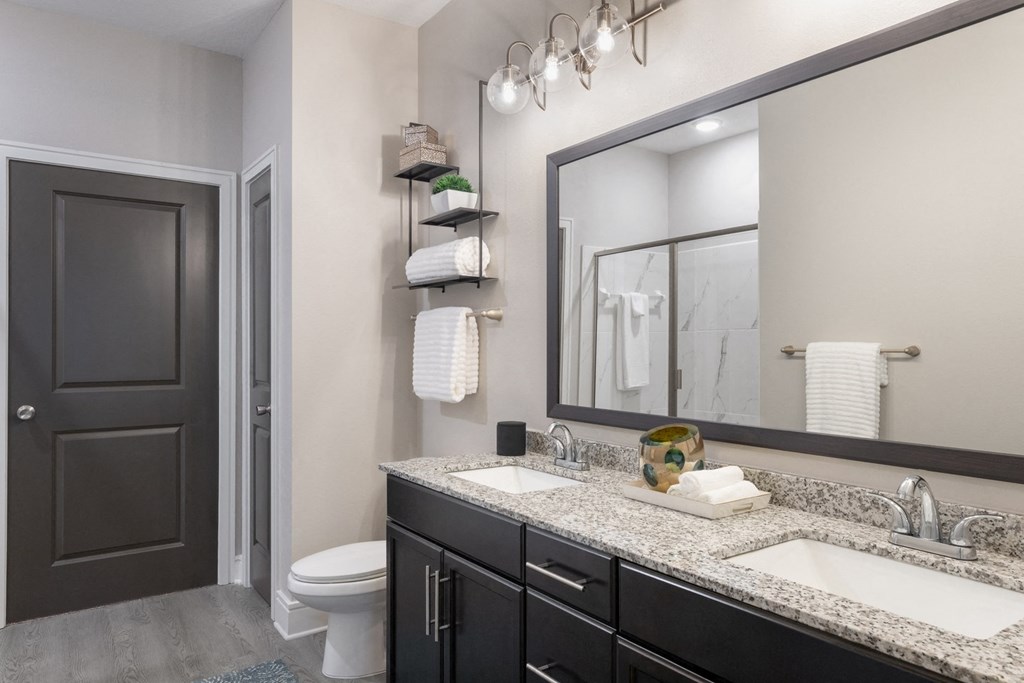 Cue Luxury Model Bathroom