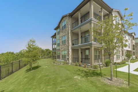 EagleCrossing_Exterior