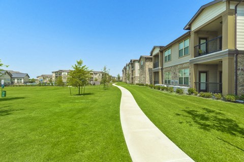 EagleCrossing_Exterior