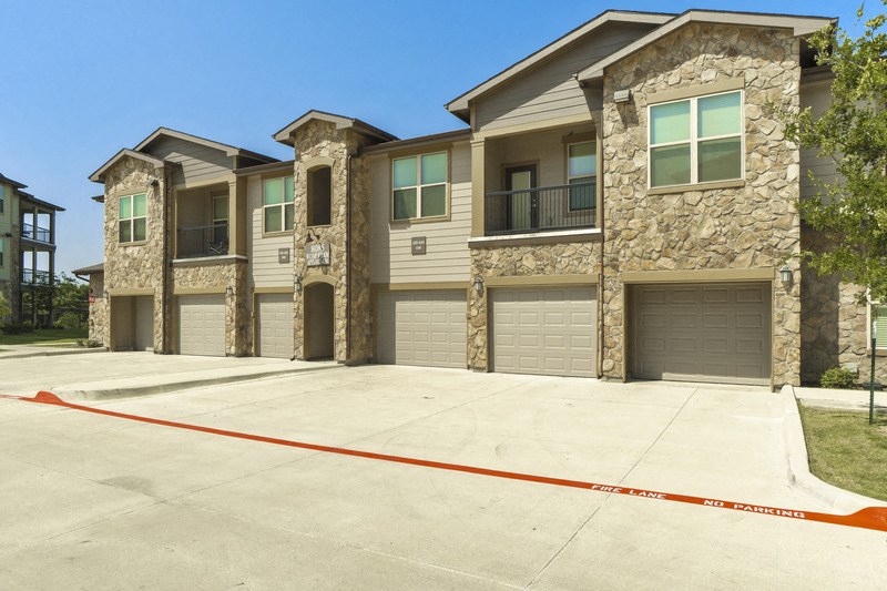 EagleCrossing_Exterior