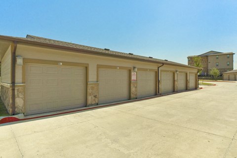 EagleCrossing_Exterior