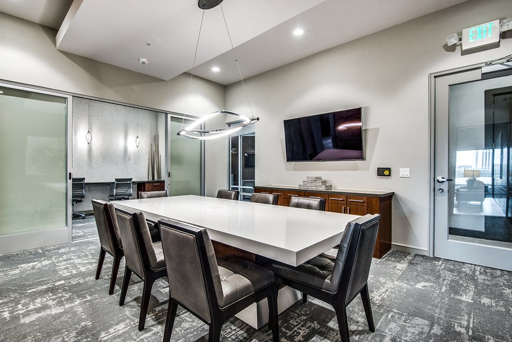 Eastshore on Lake Carolyn Business Center