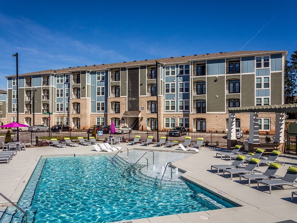 Elevate Brier Creek pool area