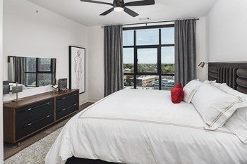 zzzhawk apartments 1932 hawkins street charlotte nc rentcafe