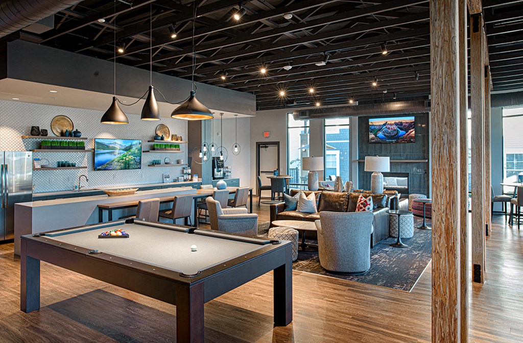 Hudson 5401 apartments clubhouse