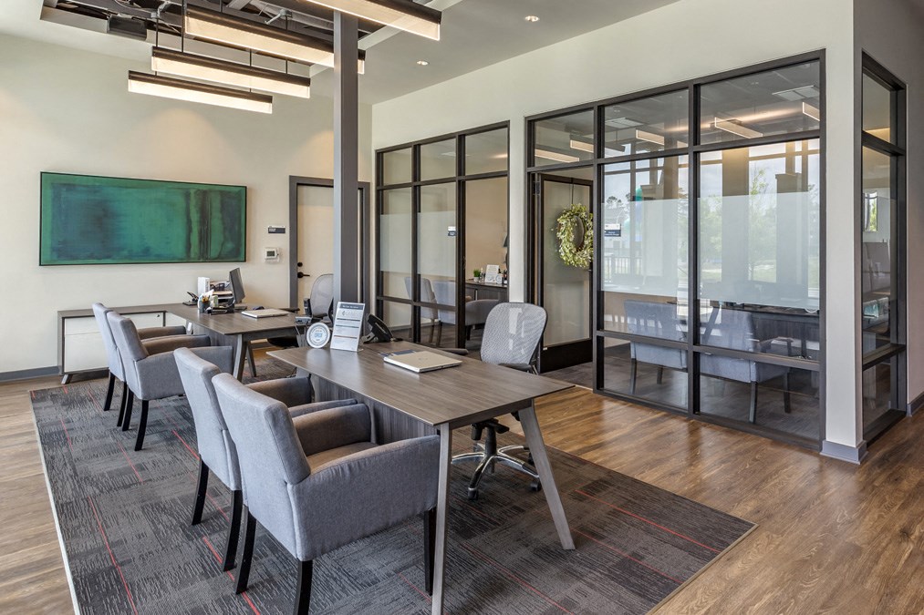 Hudson 5401 interior clubhouse leasing office