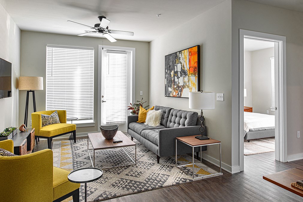 Hudson 5401 apartments living room