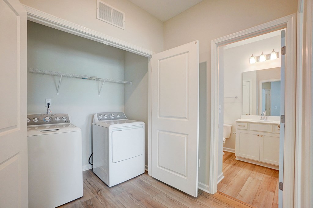 Hudson At Georgia's Landing