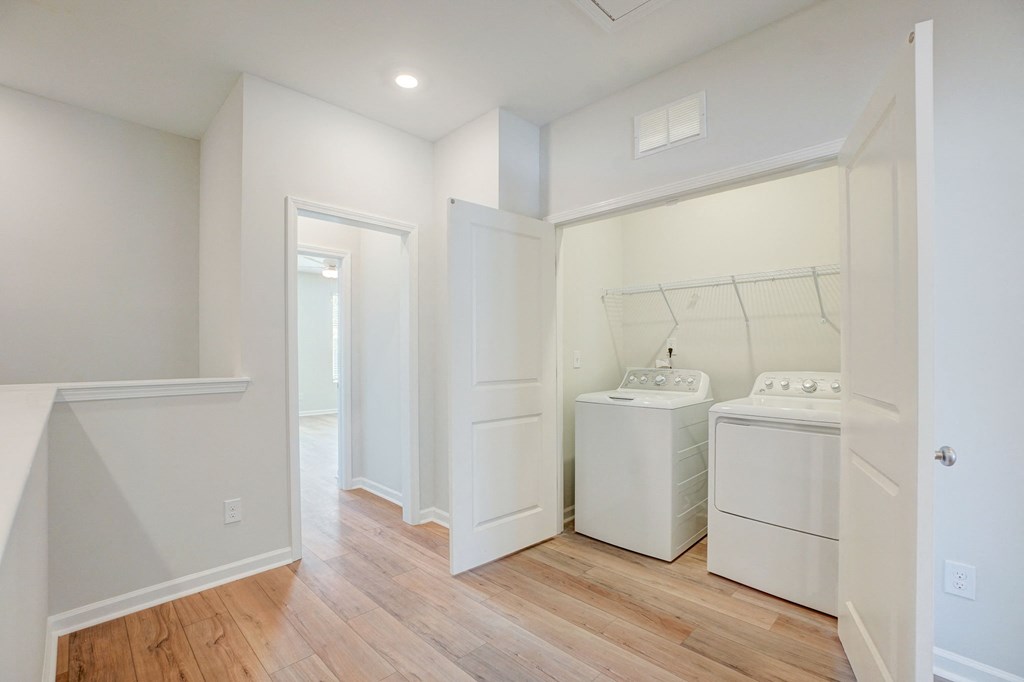 Hudson At Georgia's Landing