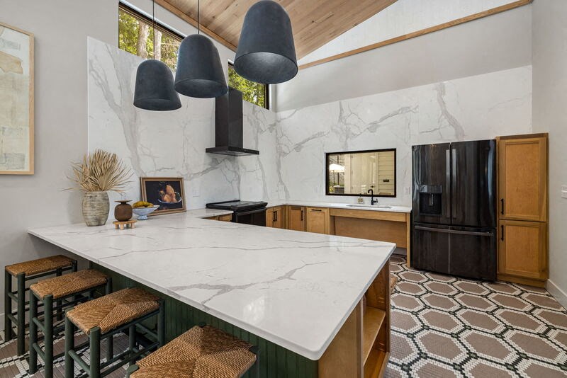 KnollatBriarChapel_Clubhouse