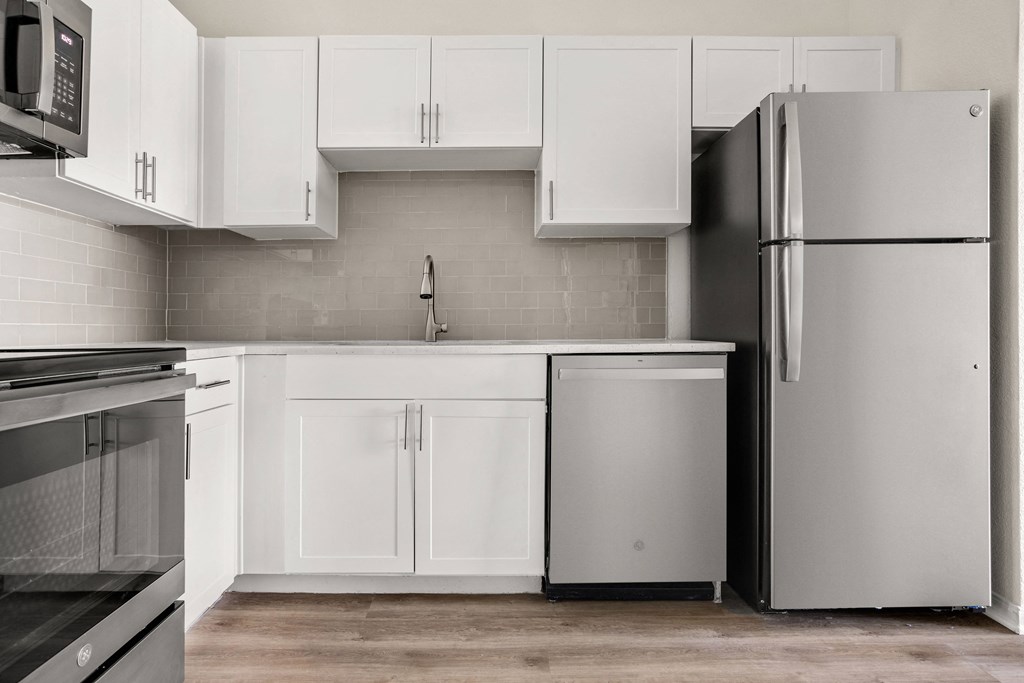 a model photo of Legacy North