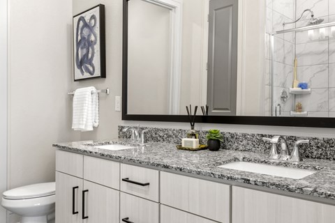 Linz At The Station Model Bathroom