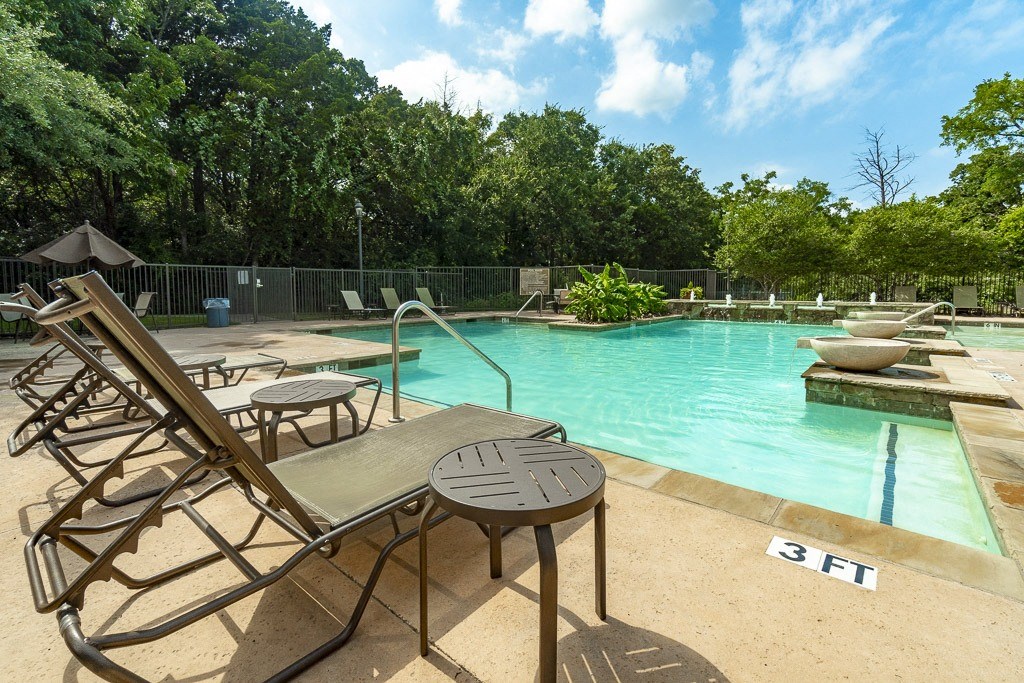 The Lodge At Pecan Creek Apartments, 6503 W Shady Shores Rd, Denton, TX