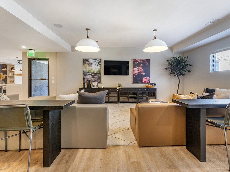 the reserve at city center spacious living room and dining area