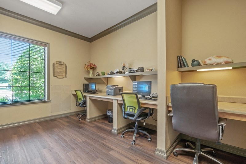 MansionsofMansfield_BusinessCenter