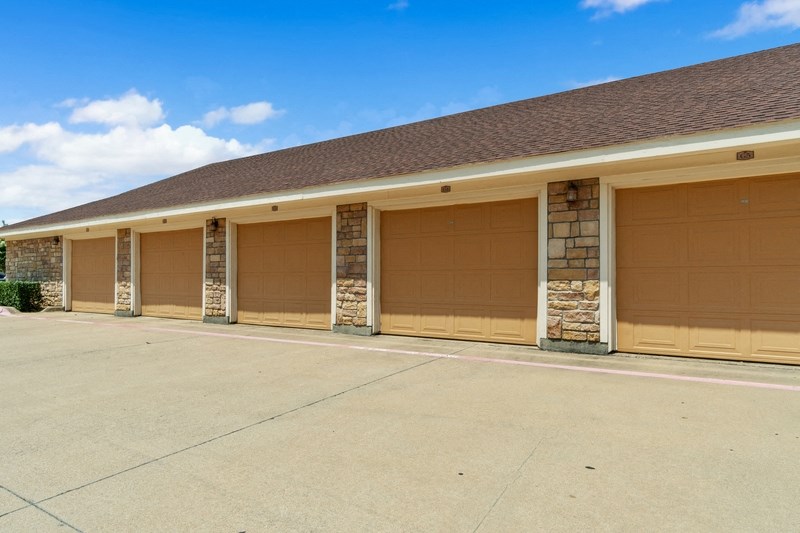 MansionsofMansfield_Garages