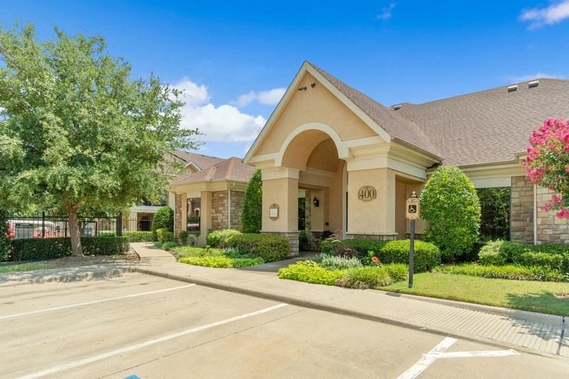 MansionsofMansfield_LeasingOffice