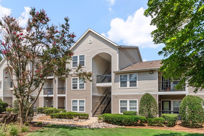 MatthewsReserve_Exterior