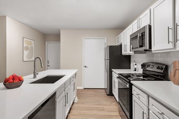 Kitchen - Photo Gallery 9