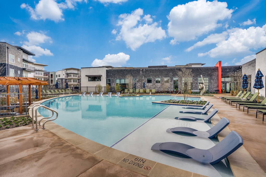 Mercer 1900 Pool Area