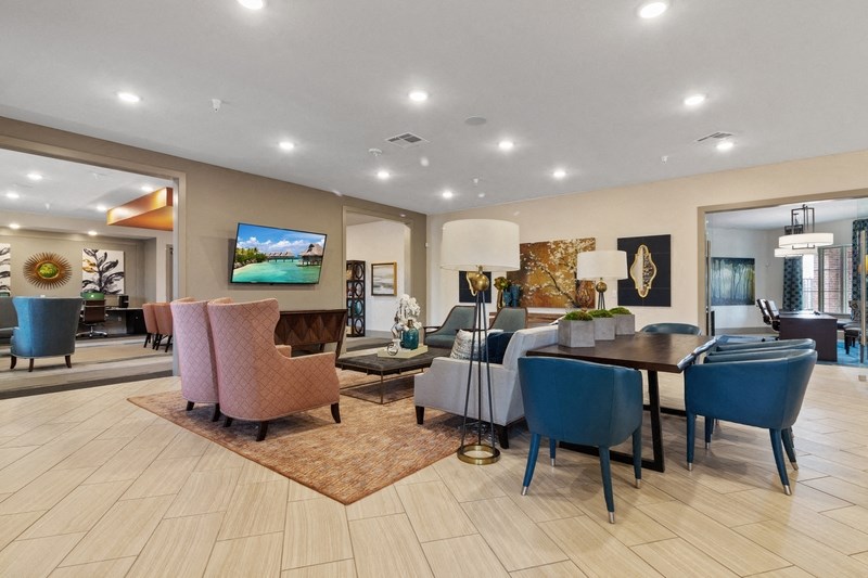 ParcatGarland_Clubhouse