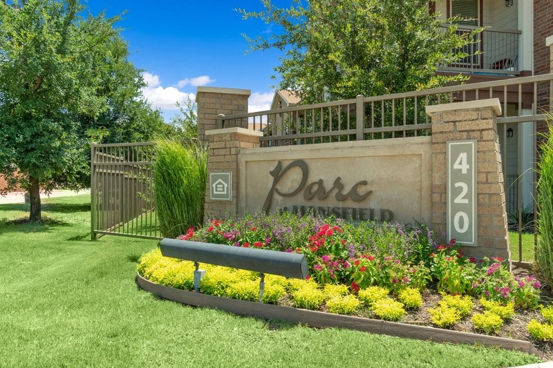 ParcatMansfield_Exterior