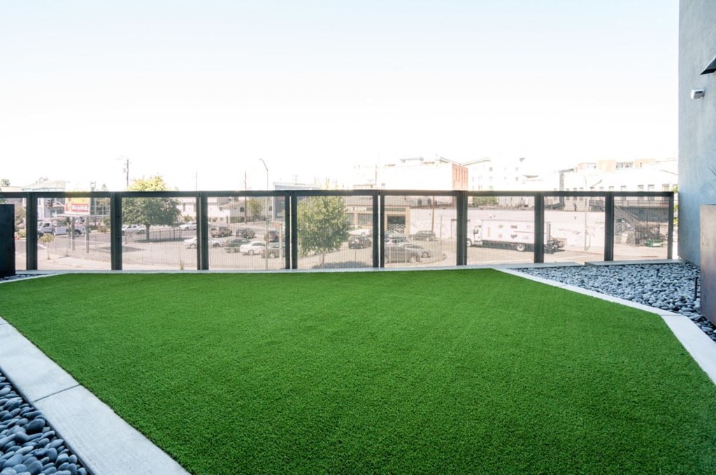 Bell Uptown District_Pet Area