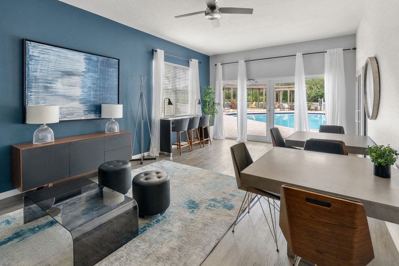 PineLakesPreserve_BusinessCenter