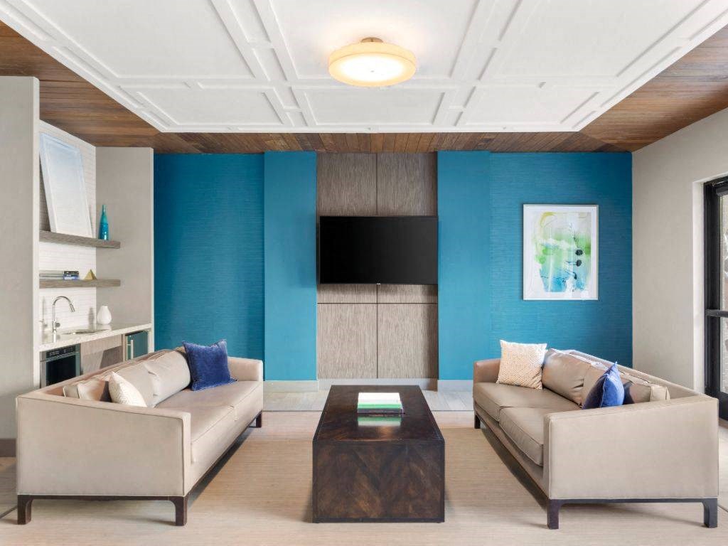 Roosevelt Arlington Commons Clubhouse Seating