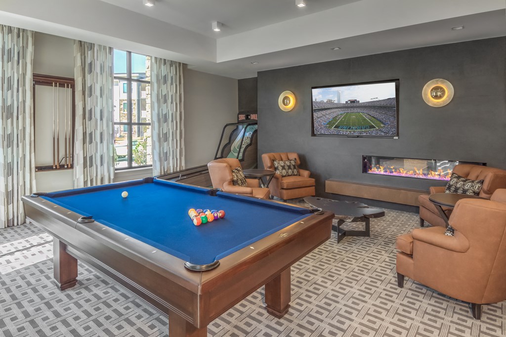 Solis Keltonwood Game Room