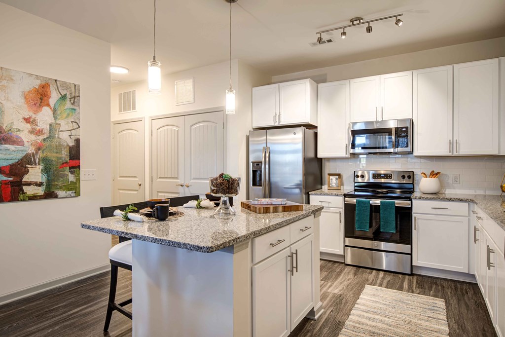 Solis Keltonwood Kitchen