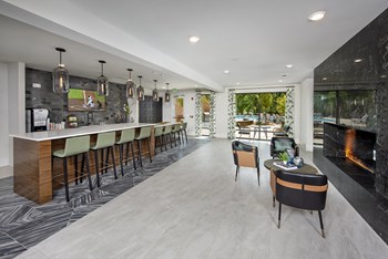 Clubroom Kitchen with Barstools - Photo Gallery 2