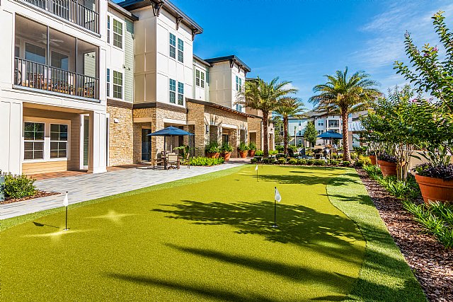 The Alexander at Sabal Point Putting Green