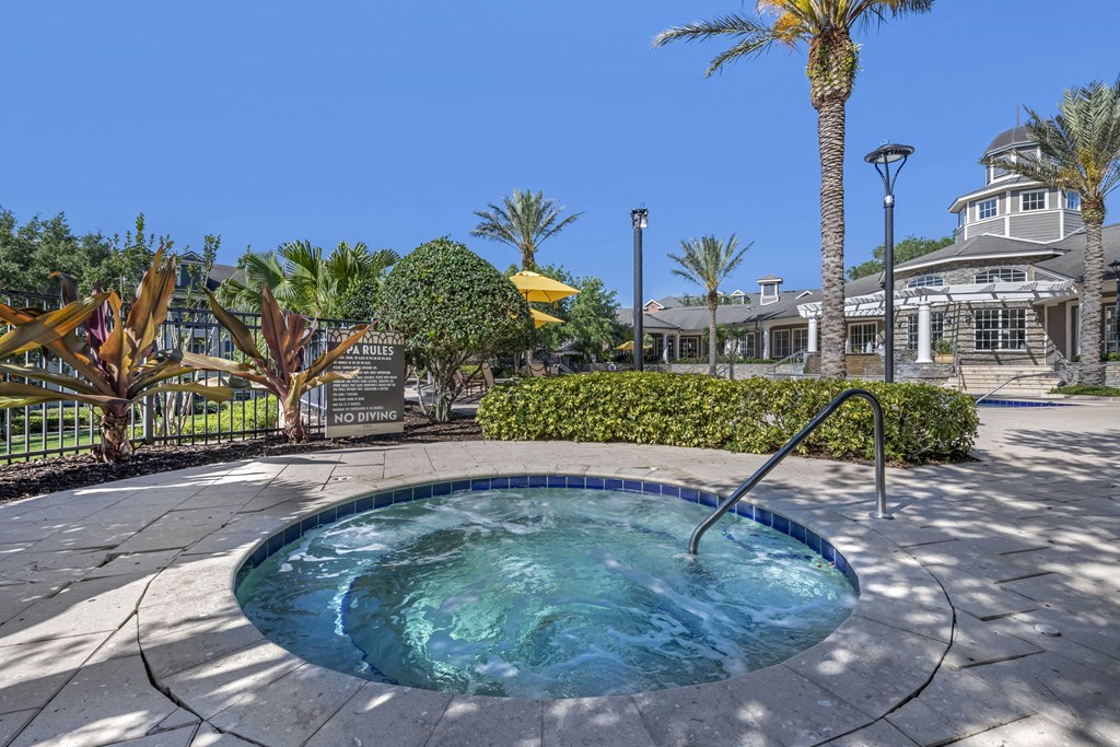 exterior clubhouse hot tub