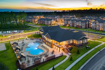 exterior clubhouse pool deck