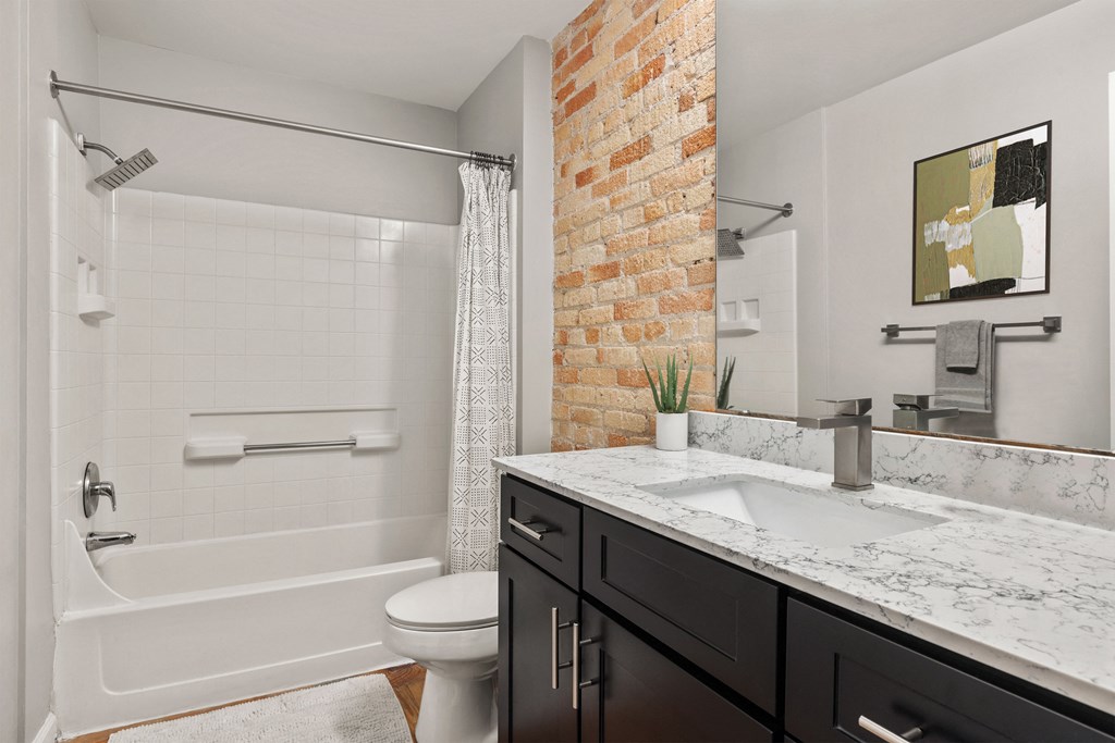 our apartments offer a bathroom with a bathtub