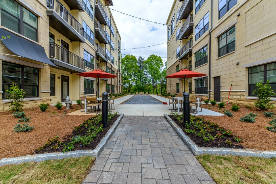 Vinings Apartments