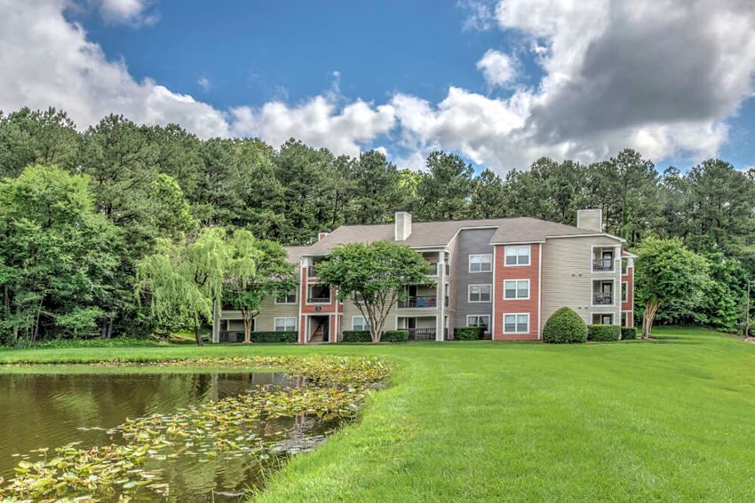 Crosstown At Chapel Hill Apartments, 6123 Farrington Road, Chapel Hill