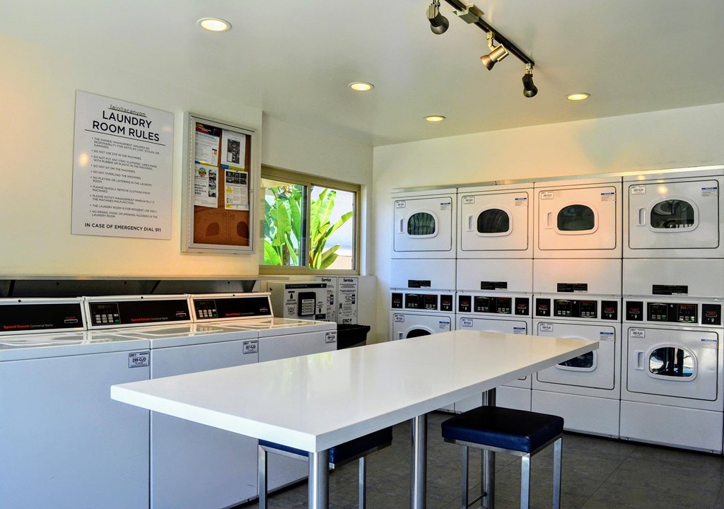 Modern Laundry Room at La Jolla Canyon Apartments, San Diego, 92121